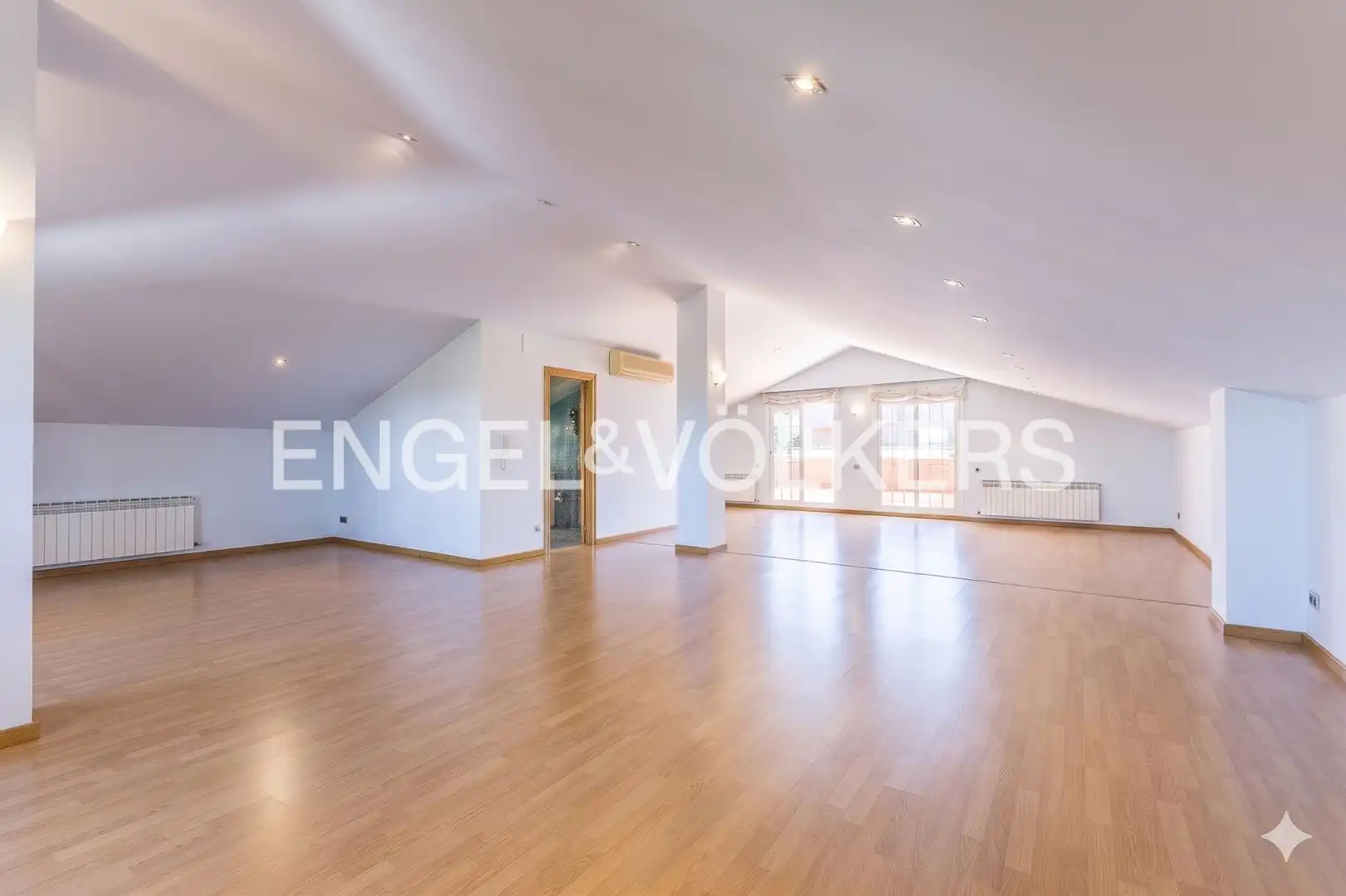 Casa o chalet en venta en Molins de Rei con Aire acondicionado, Calefacción y Jardín privado