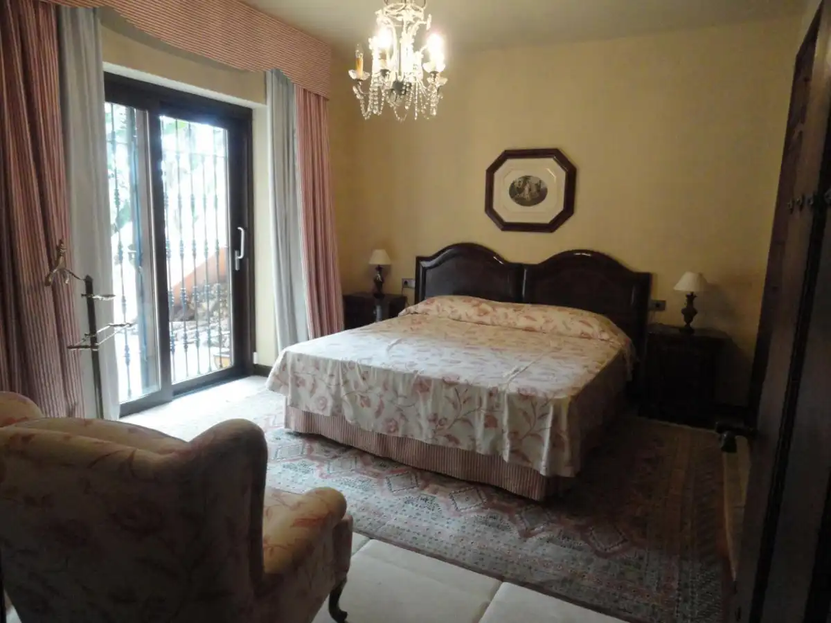 Chalet con piscina en venta en Calahonda, imagen 29