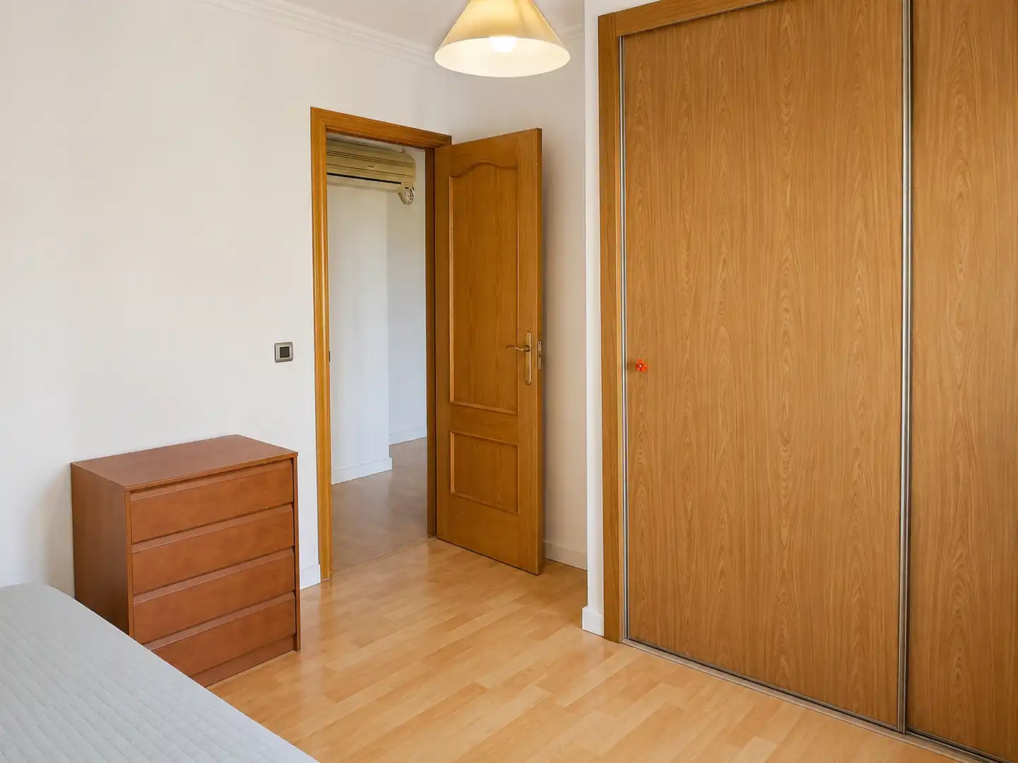 Dormitori de Pis en venda en Málaga amb Aire condicionat, Jardí privat i Terrassa