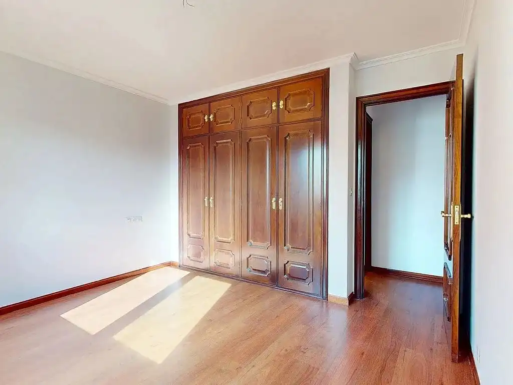 Bedroom of Flat for sale in Vigo   with Heating, Parquet flooring and Terrace