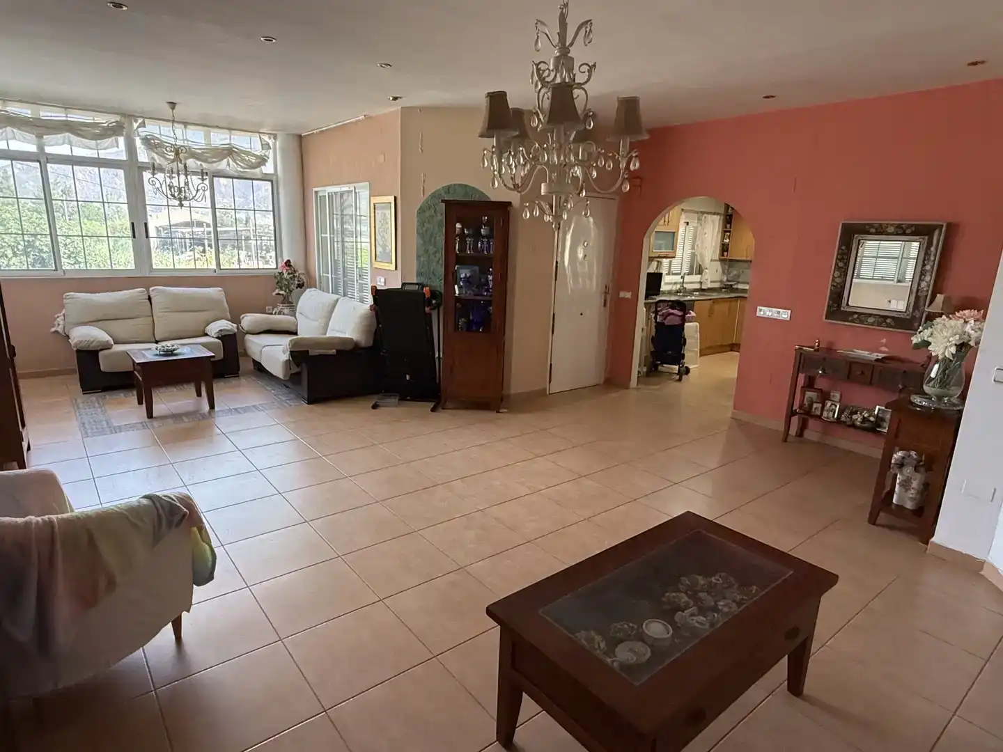Sala d'estar de Casa o xalet en venda en Murcia amb Aire condicionat, Jardí privat i Traster
