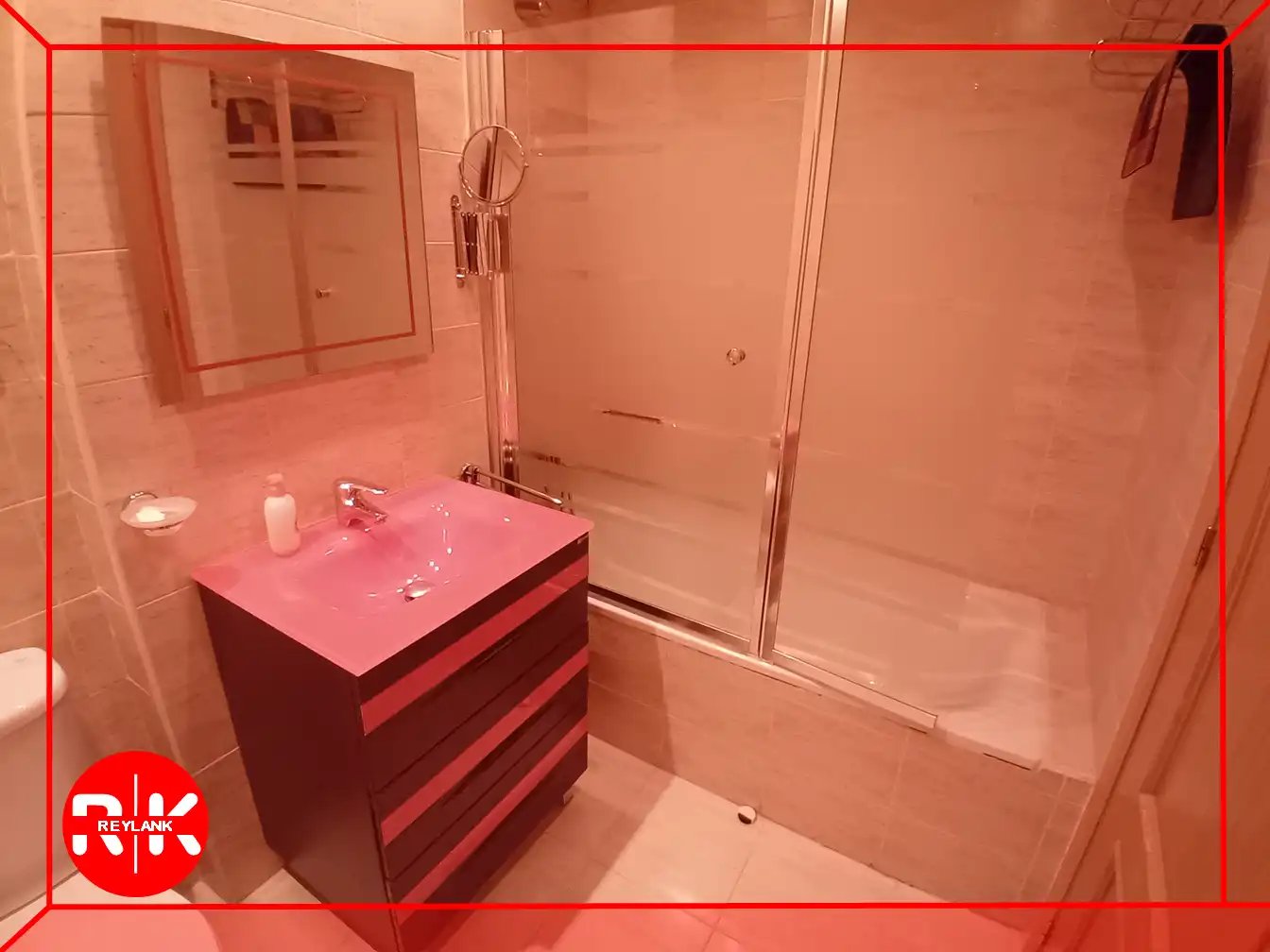 Baño de Piso de alquiler en Madrid con Aire acondicionado, Calefacción y Trastero