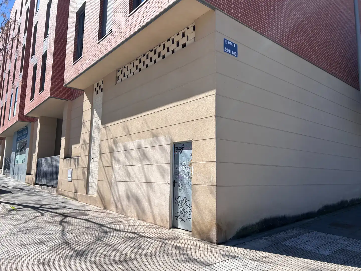 Business premises for sale in Calle Reino Unido