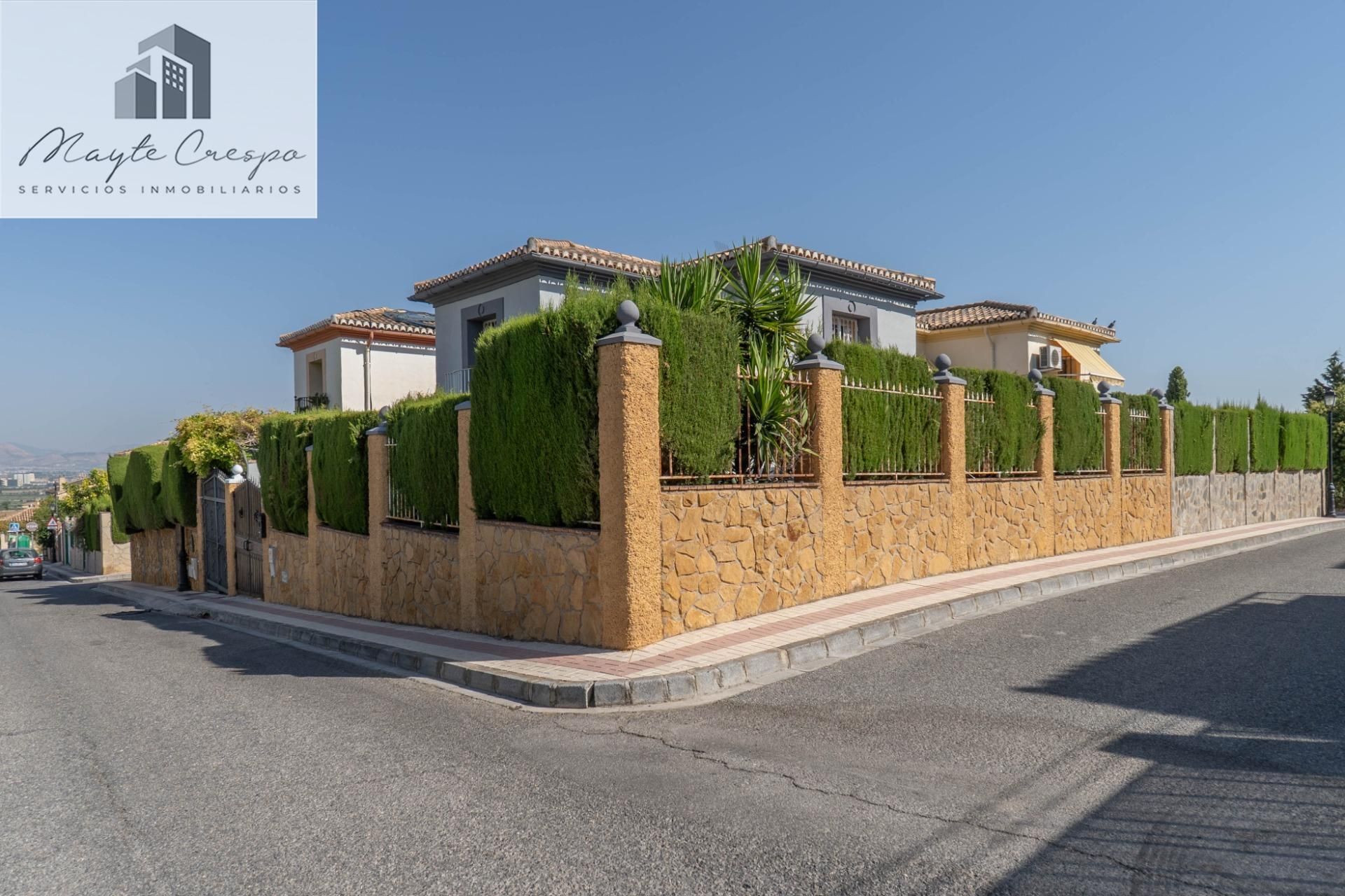 Single-family semi-detached for sale in Calle ALHAMBRA, La Zubia Ciudad
