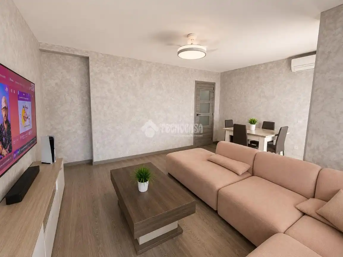 Sala de estar de Piso en venta en Illescas con Aire acondicionado, Calefacción y Parquet