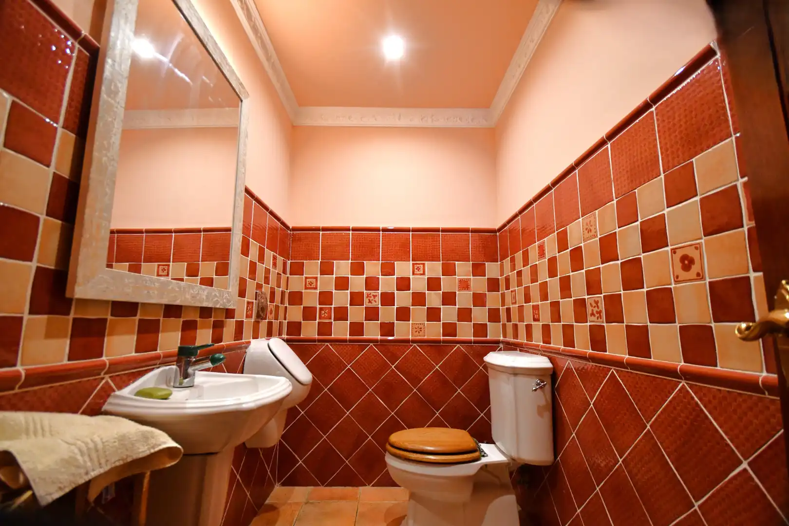 Bathroom of Houses for sale in Lardero  with Air Conditioner, Heating and Private garden