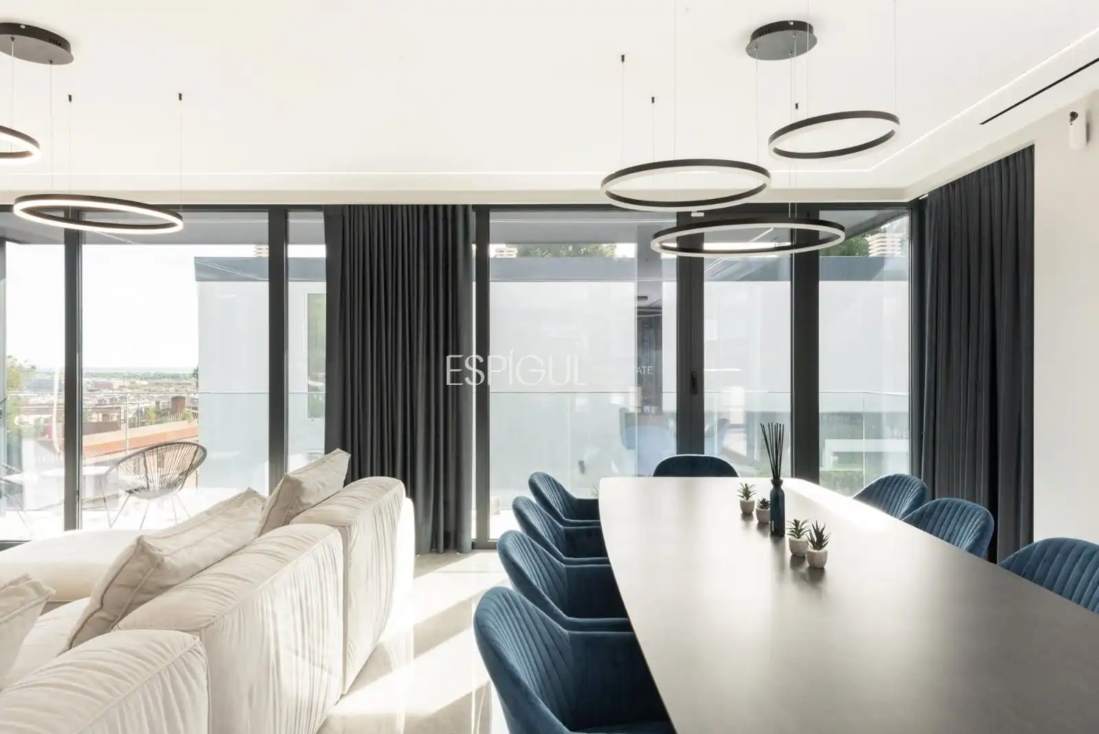 Dining room of Houses for sale in Castelldefels  with Air Conditioner, Heating and Parquet flooring