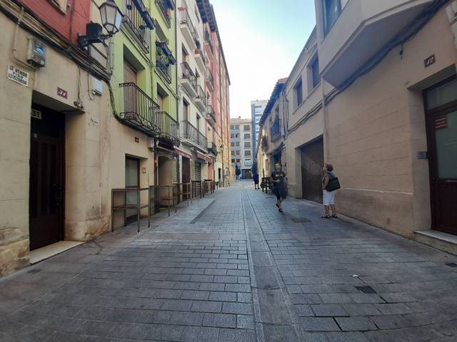 Local comercial en Alquiler en Logroño - SAN AGUSTIN en Casco Antiguo
