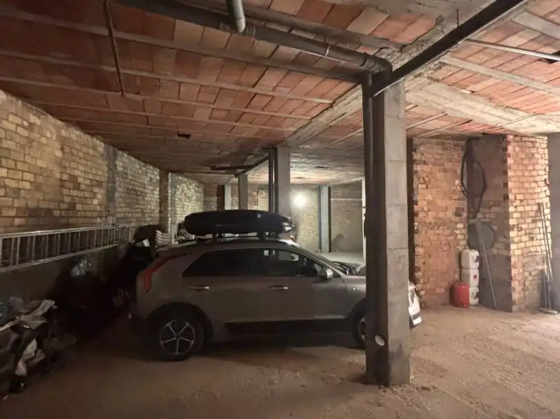 Parking de Local en venta en Algarinejo