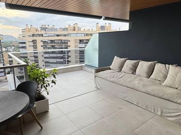 Piso con piscina en venta en Playa de San Juan - El Cabo de las Huertas