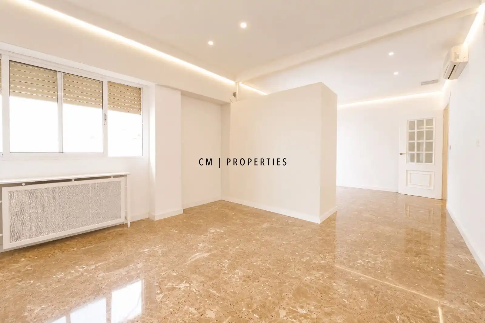 Flat for rent in Valencia  with Air Conditioner, Heating and Terrace