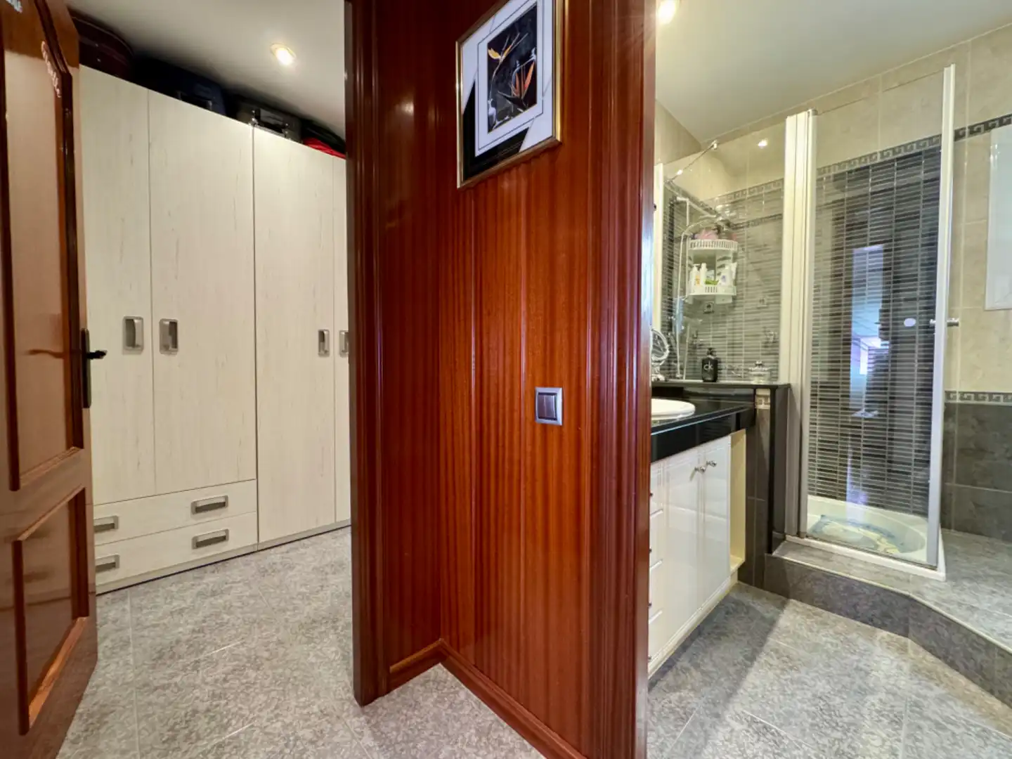 Baño de Piso en venta en Sant Boi de Llobregat con Aire acondicionado, Terraza y Trastero