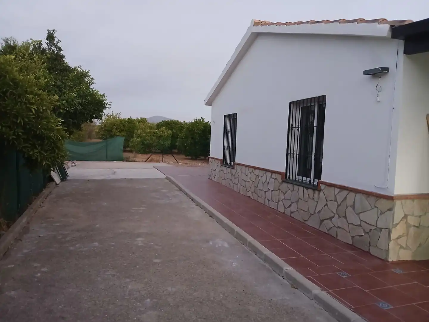 Vista exterior de Casa o chalet de alquiler en Alhaurín El Grande con Aire acondicionado, Jardín privado y Terraza