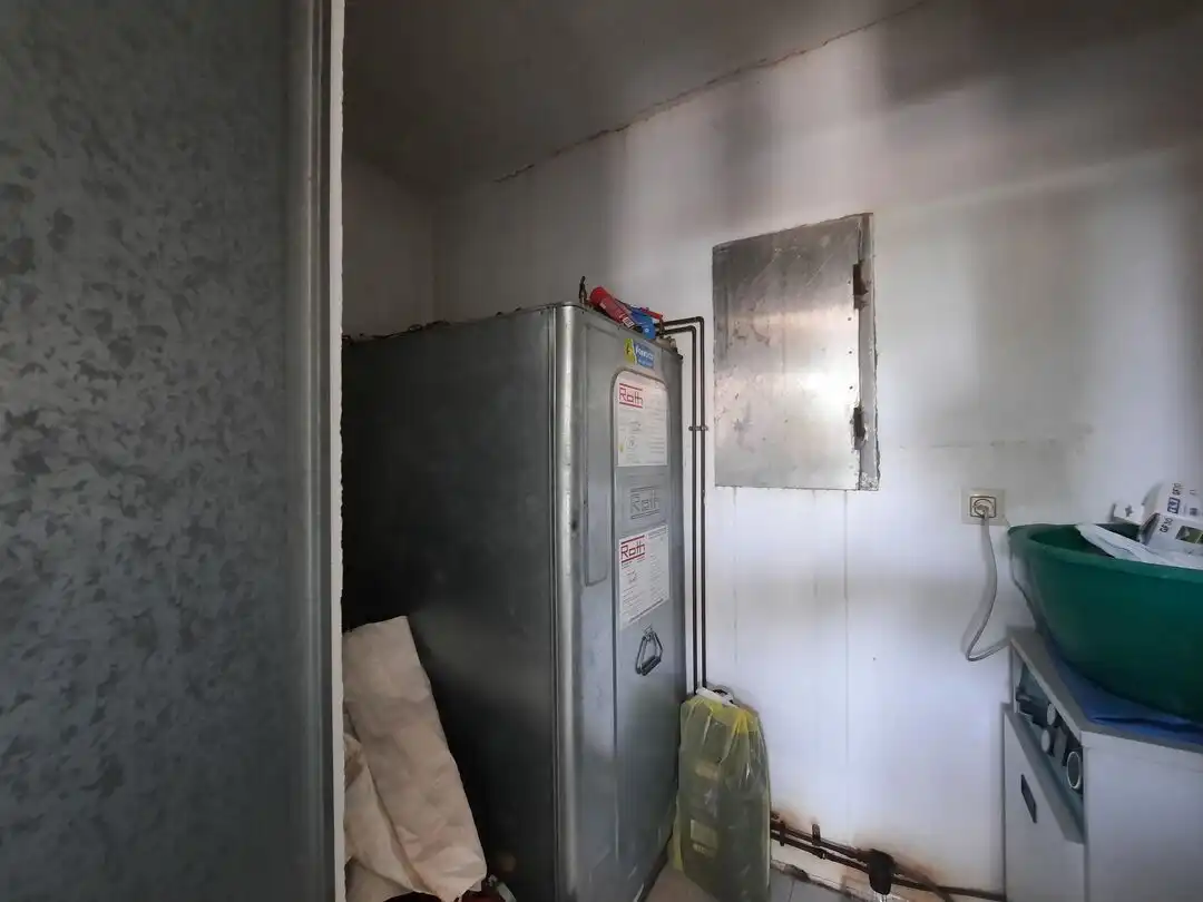 Cocina de Casa adosada en venta en Escalona con Aire acondicionado, Calefacción y Jardín privado