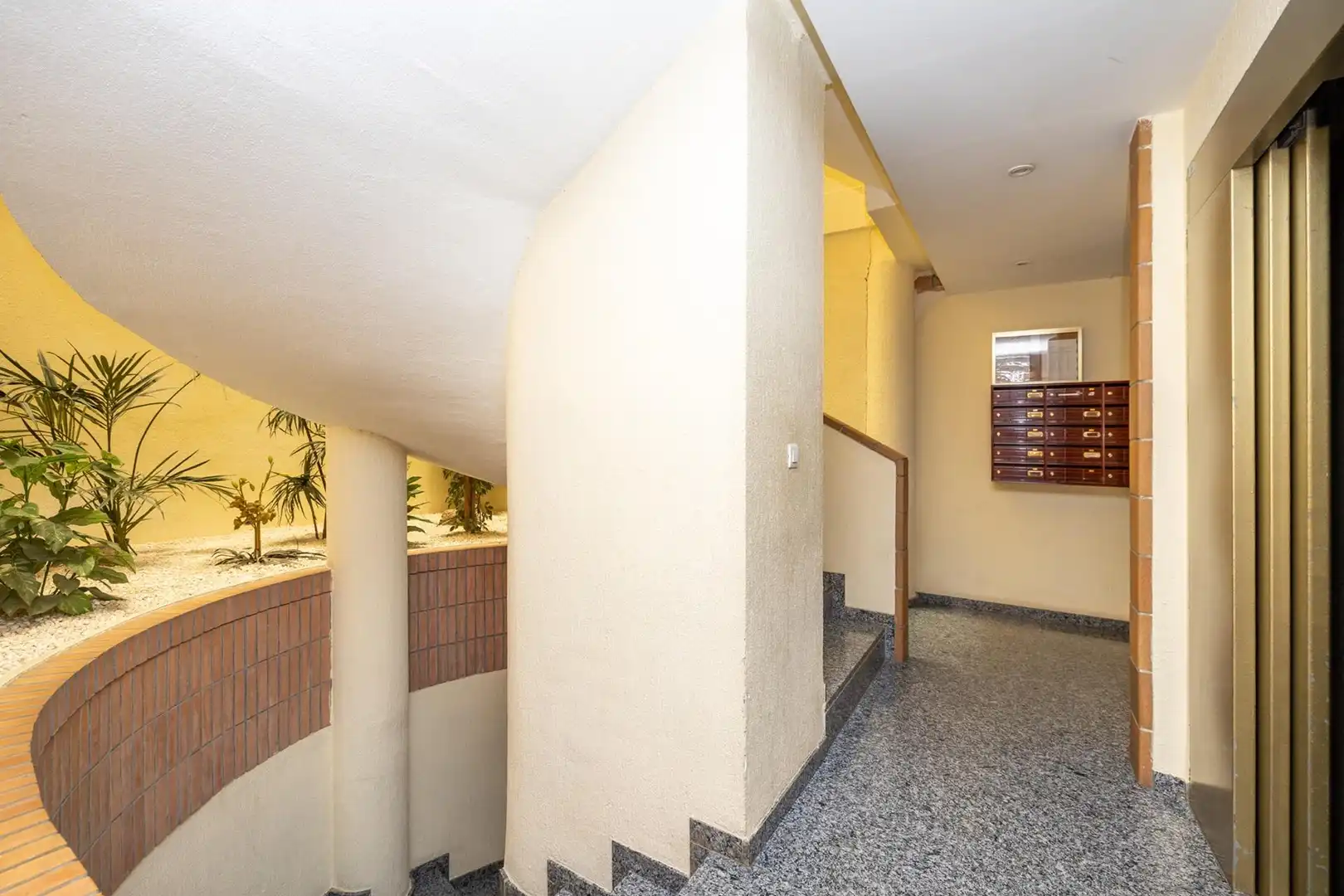 Apartments for sale in Castaño - Mirasierra