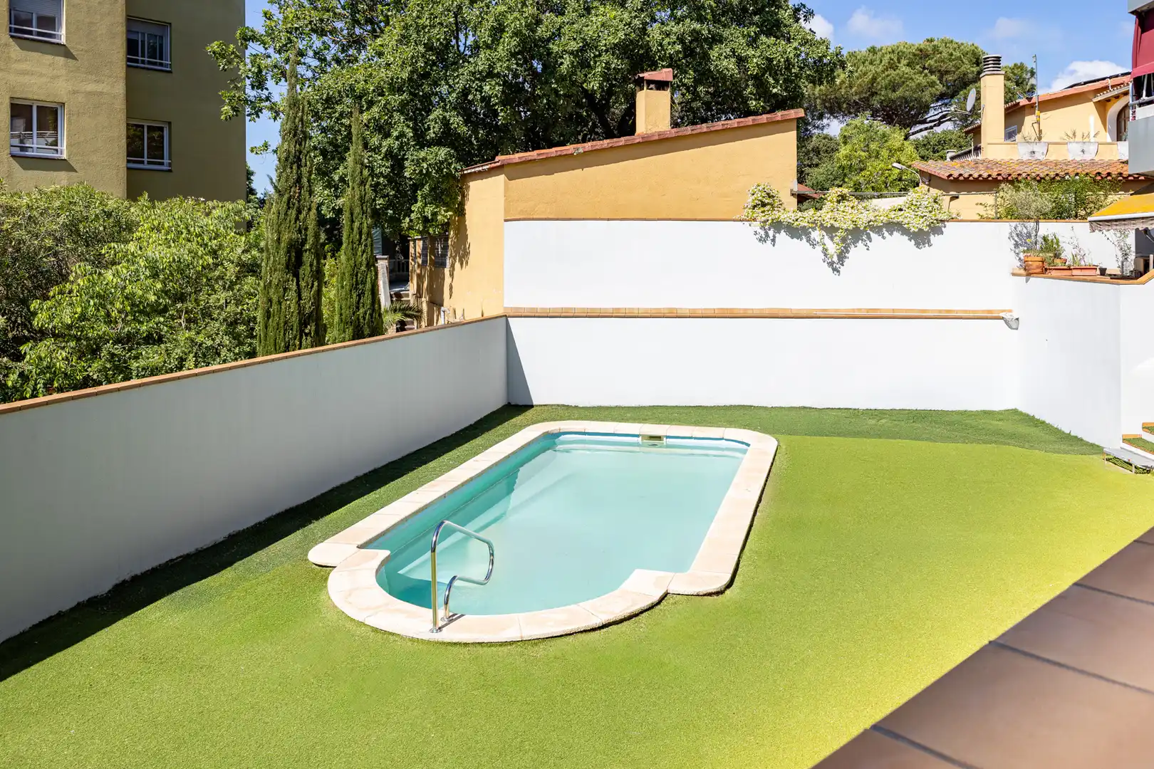 Piscina de Pis en venda en Blanes amb Aire condicionat, Calefacció i Jardí privat