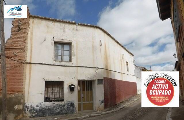 Vista exterior de Local en venta en Olivares de Duero