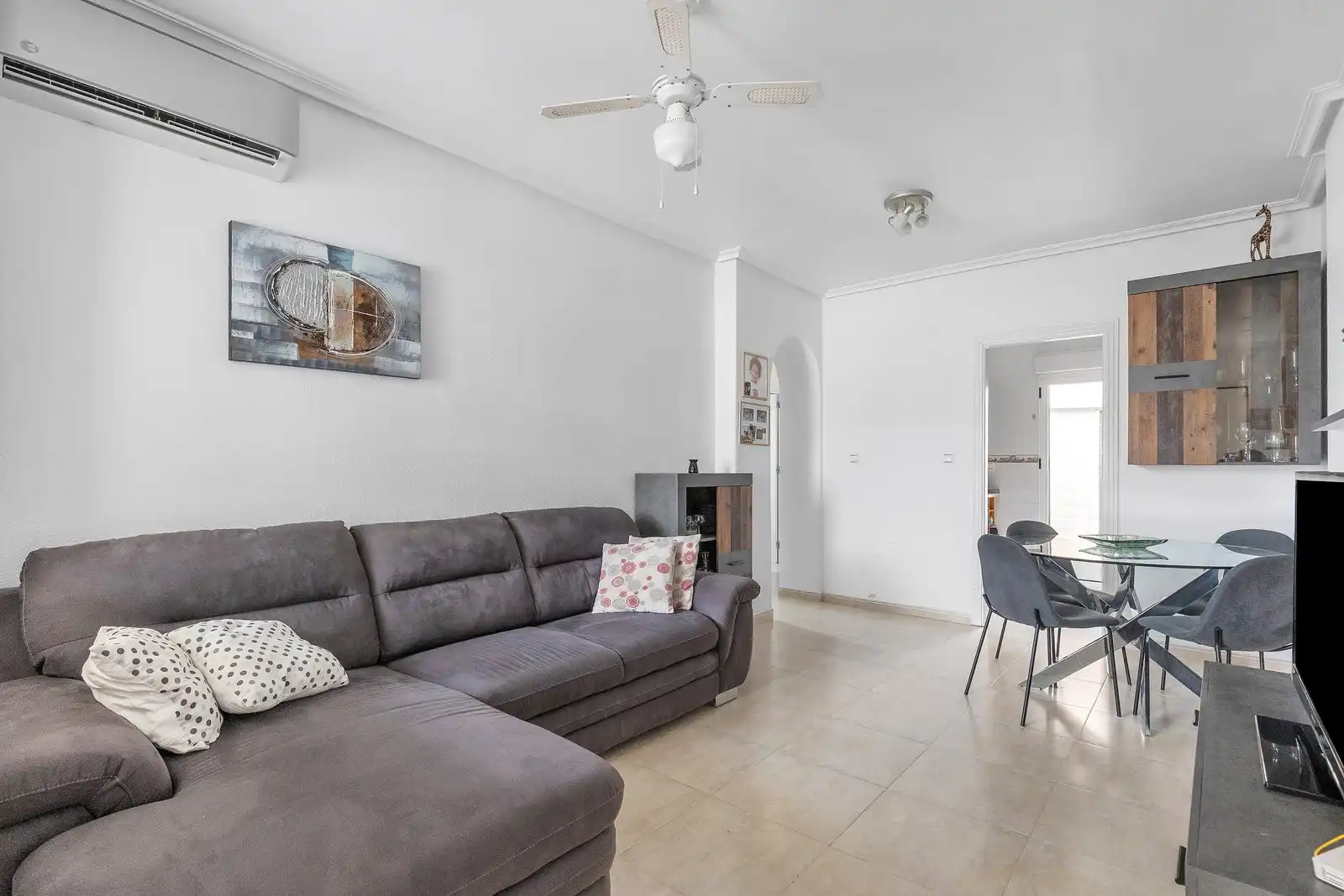 Sala d'estar de Apartament en venda en Orihuela amb Moblat