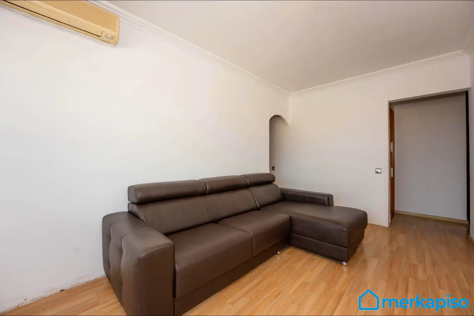 Sala d'estar de Àtic en venda en Viladecans amb Aire condicionat, Parquet i Balcó