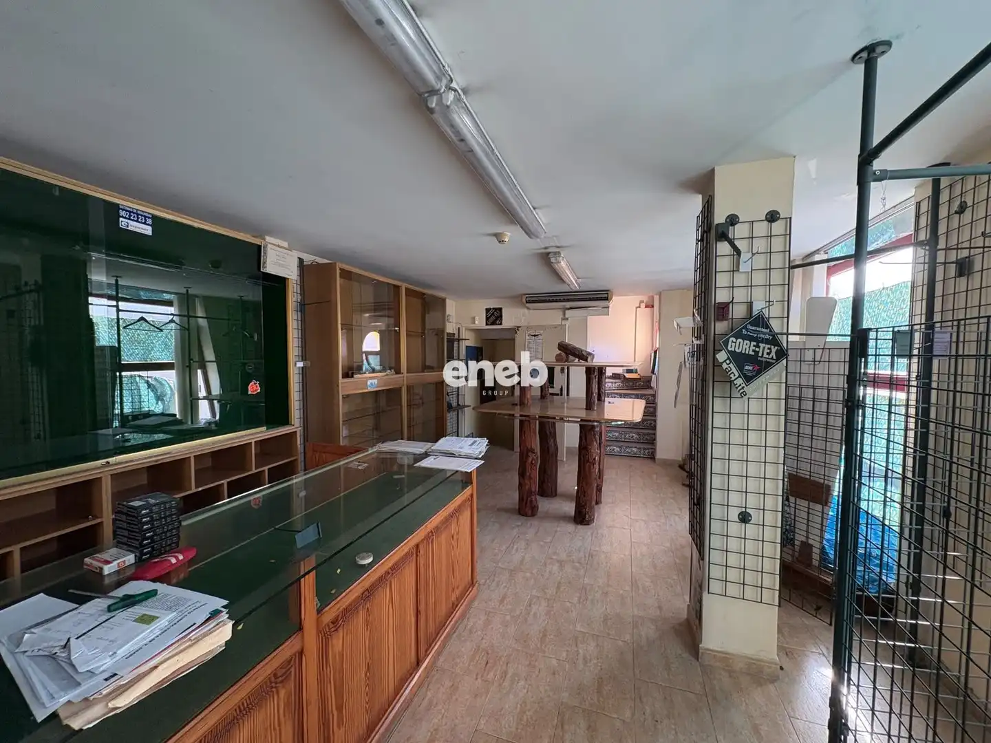 Locale commerciale in vendita a Sant Francesc