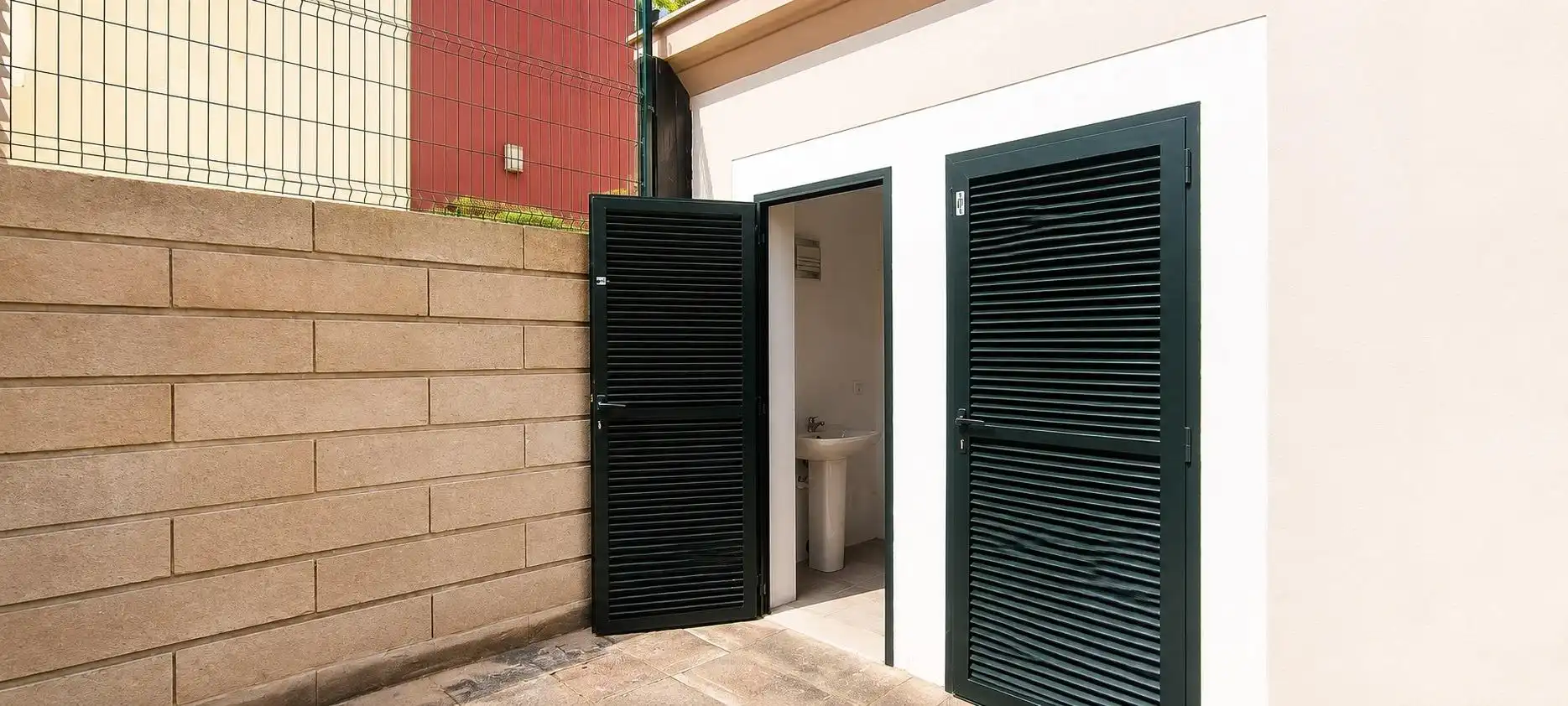 Exterior view of Flat for sale in  Palma de Mallorca  with Air Conditioner, Terrace and Storage room