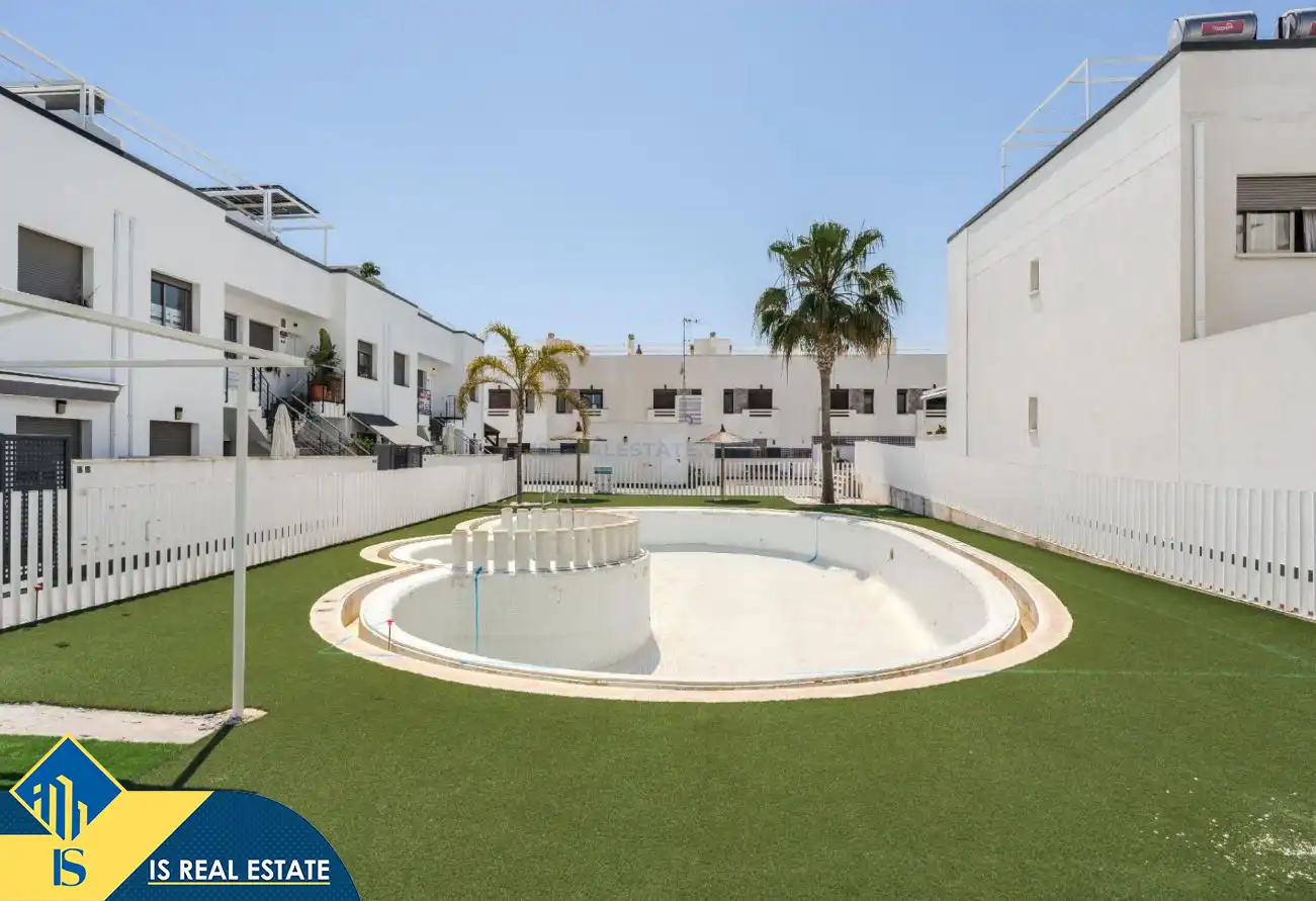 Ático con piscina en venta en Torre de la Horadada, imagen 28