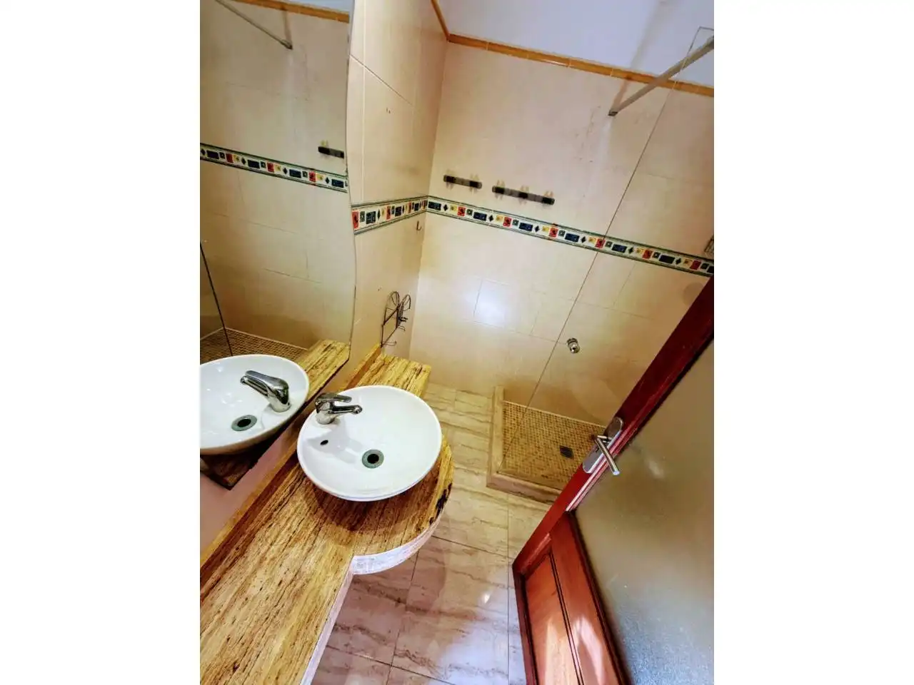 Bathroom of Flat for sale in Petra  with Air Conditioner, Heating and Private garden