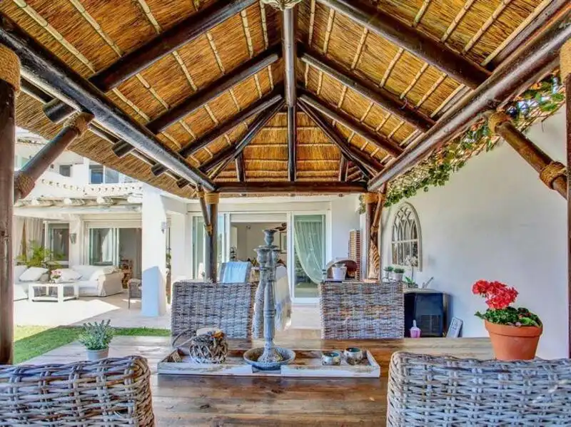Terrassa de Casa o xalet de lloguer en Marbella amb Aire condicionat, Jardí privat i Terrassa