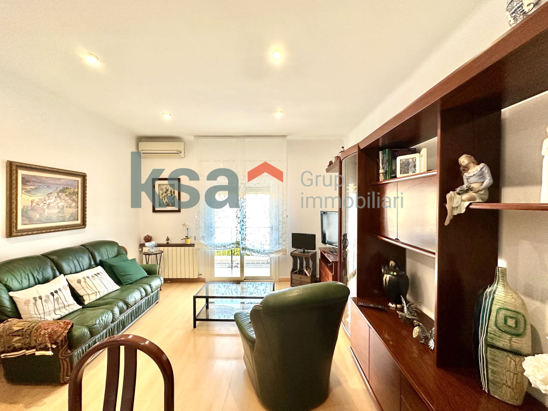 Flat for sale in Gorg