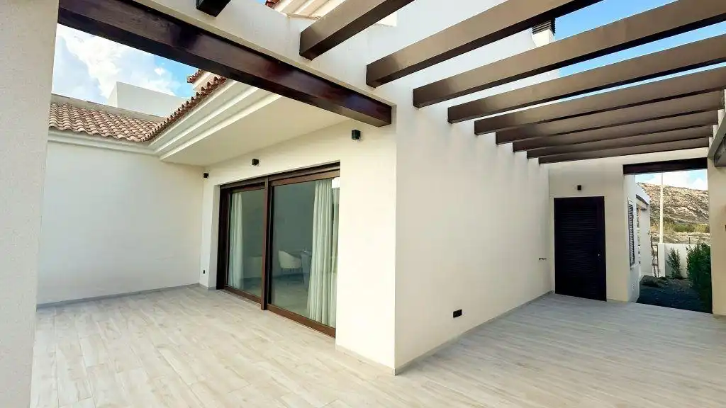 Detached house with pool for sale in Calle dolores, imagen 5