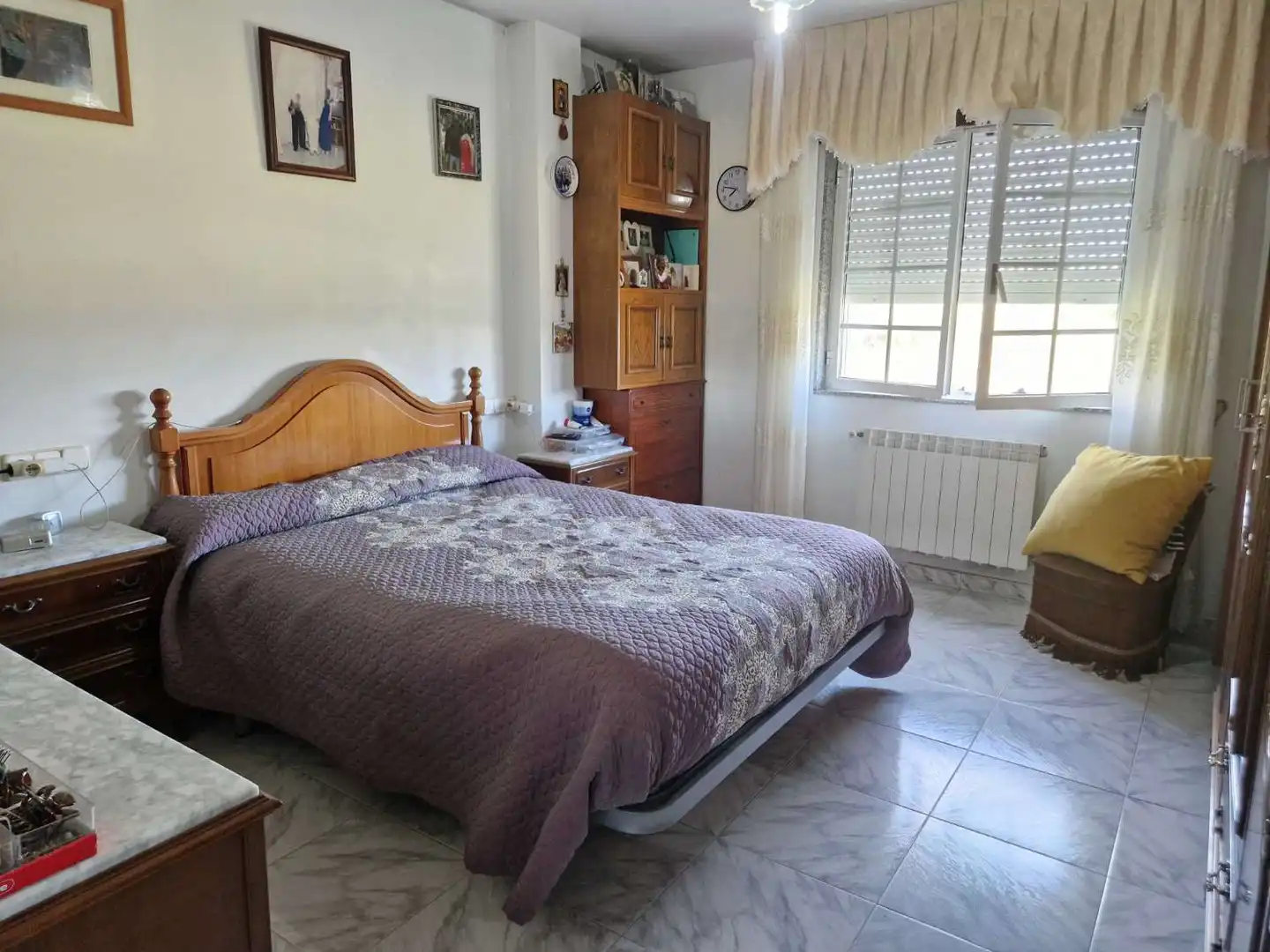 Bedroom of Commercial properties for rent in A Baña    with Furnished