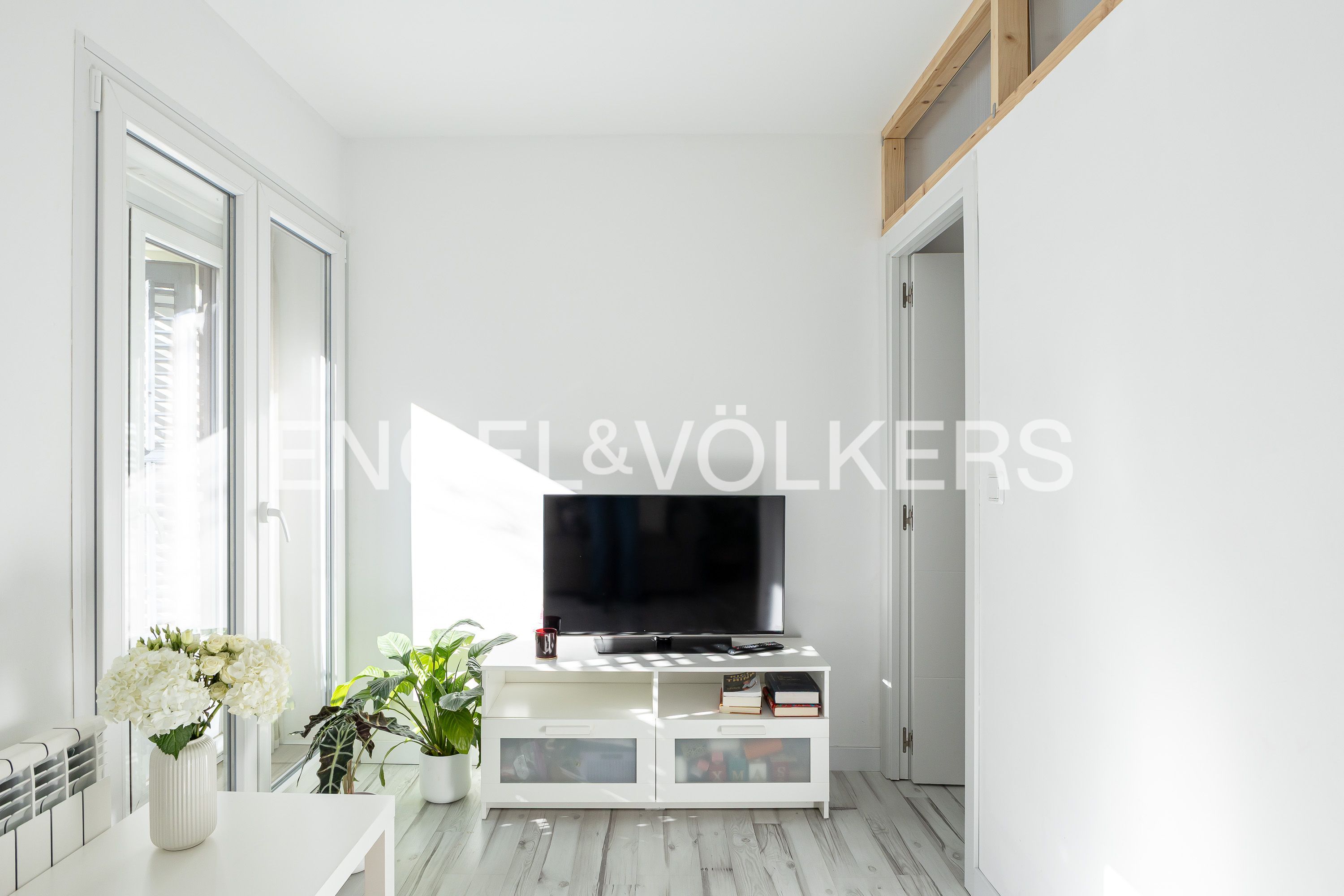 Living room of Apartment to rent in  Madrid Capital  with Air Conditioner, Heating and Furnished