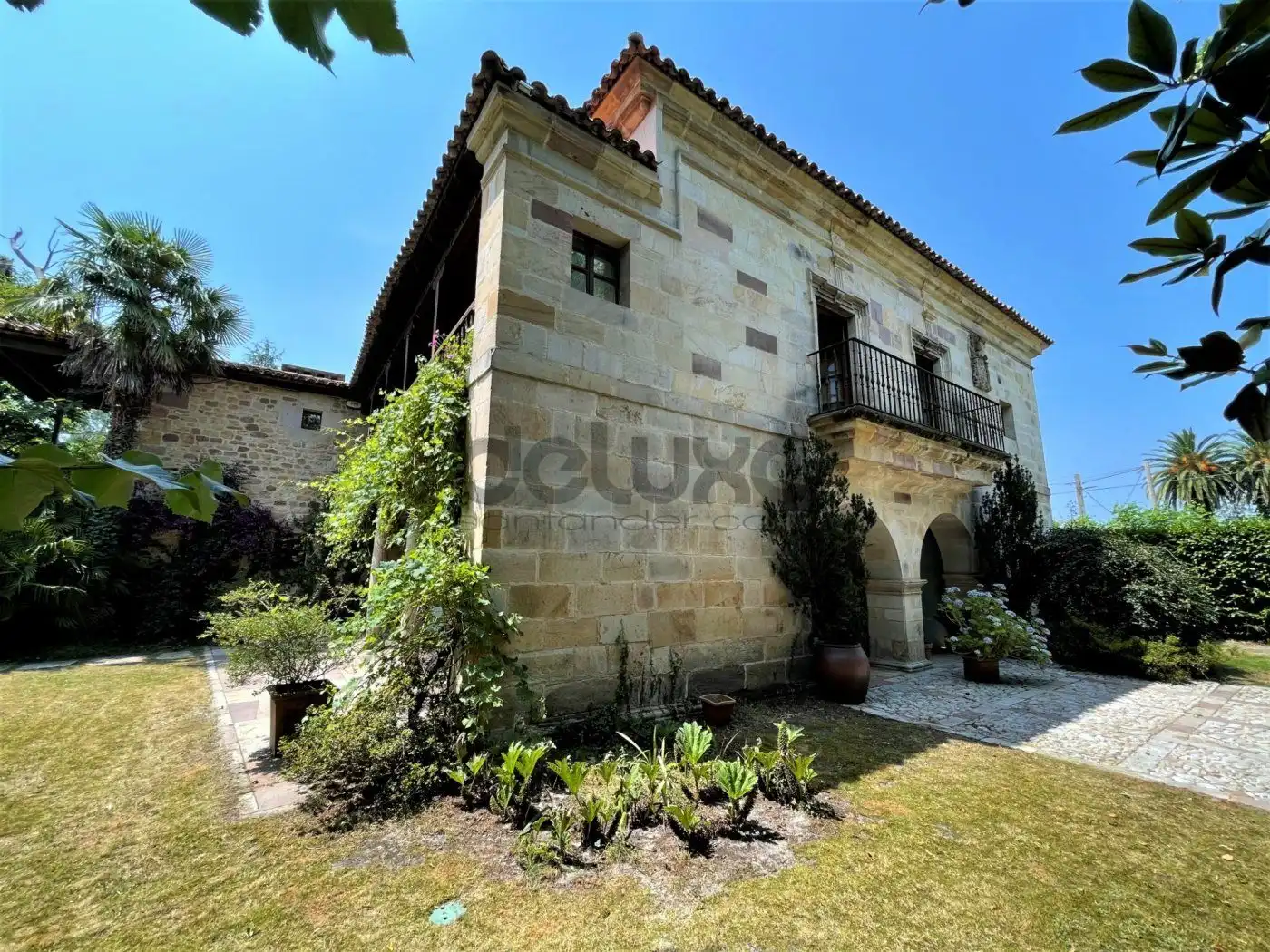 Casa amb terrassa en venda a Mazcuerras