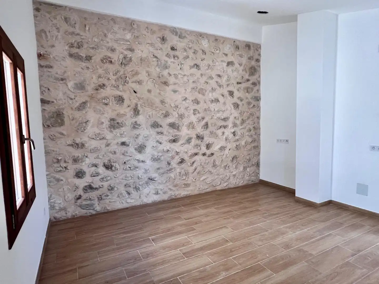 Flat for rent in Campanet  with Air Conditioner and Terrace