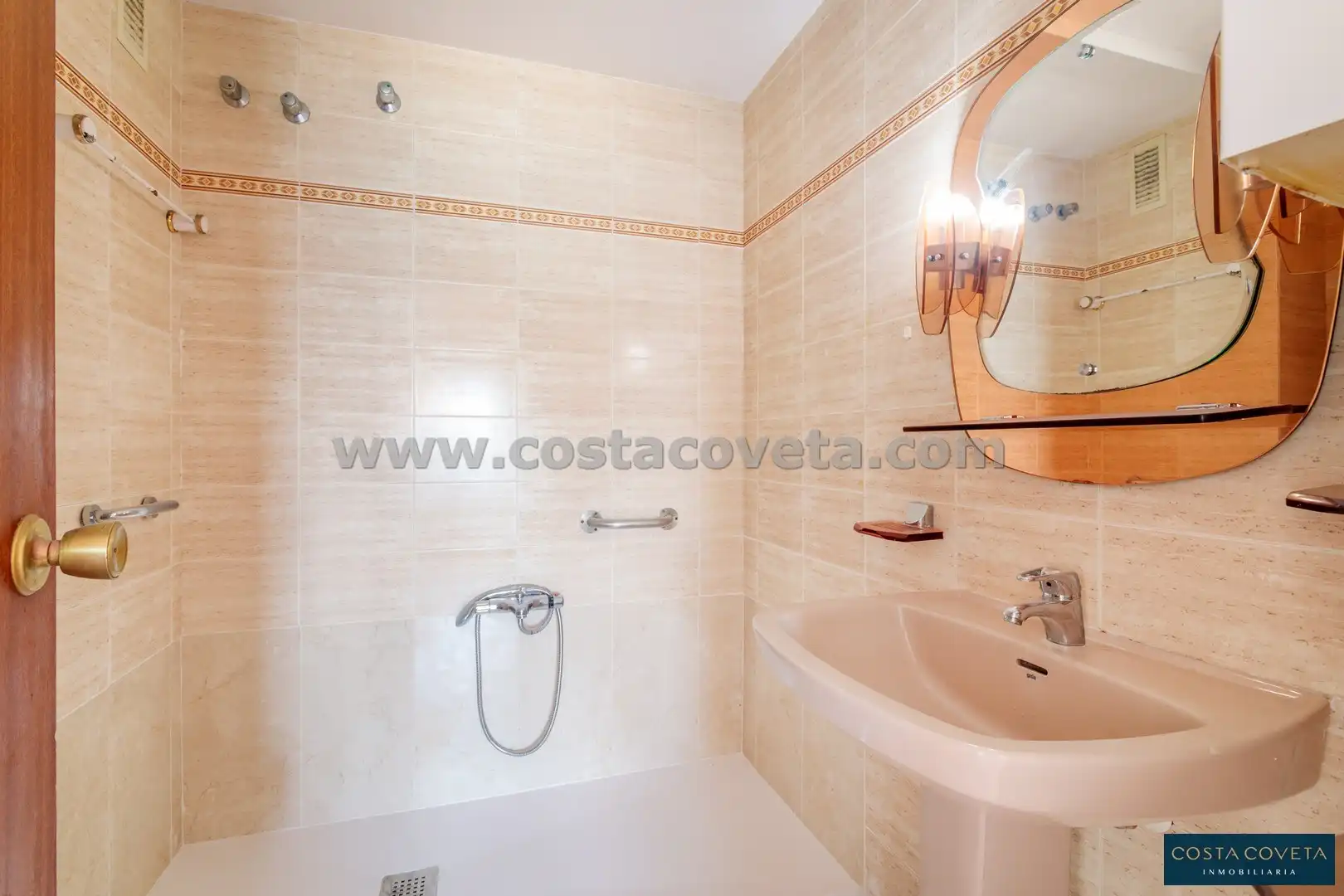 Bany de Apartament en venda en Villajoyosa / La Vila Joiosa amb Terrassa i Balcó