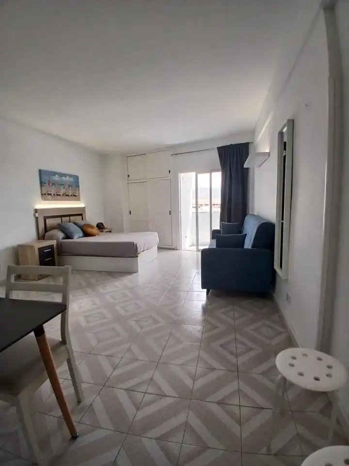 Habitación de Estudio de alquiler en Arona