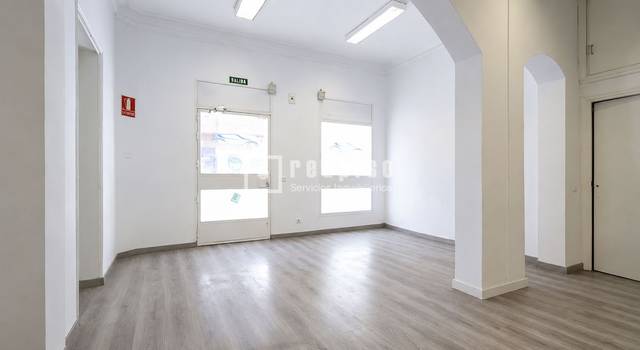 Local comercial en Venta en de Viriato en Trafalgar