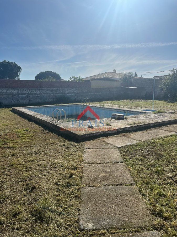 Swimming pool of House or chalet for sale in Utrera  with Storage room