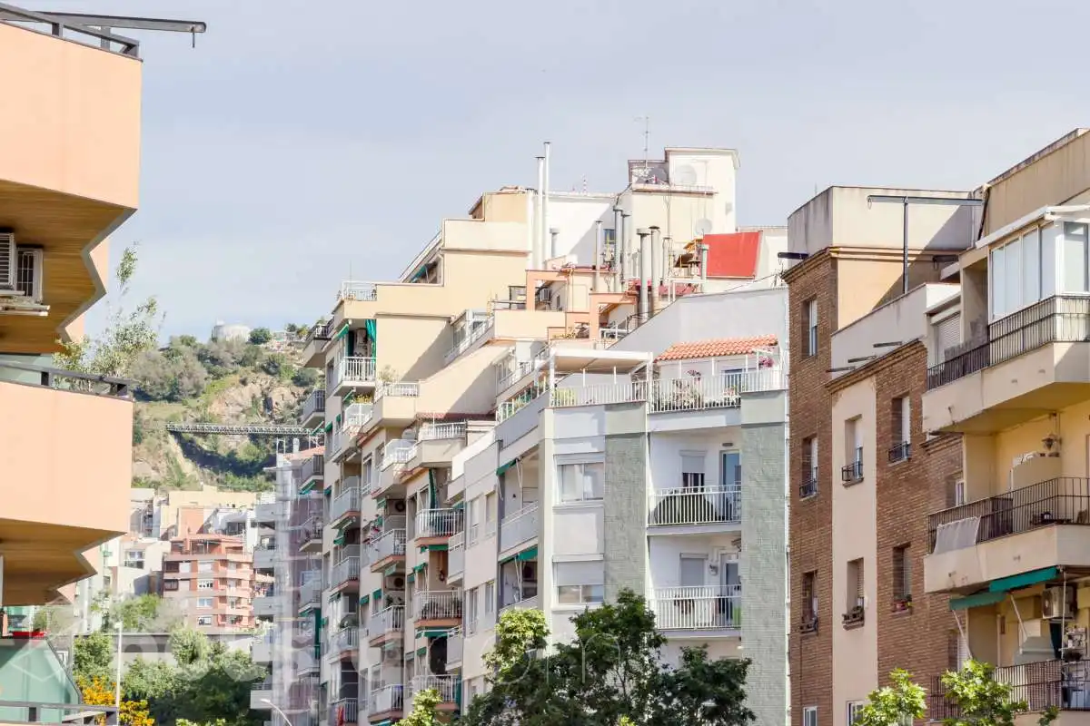 Vista exterior de Piso en venta en Barcelona