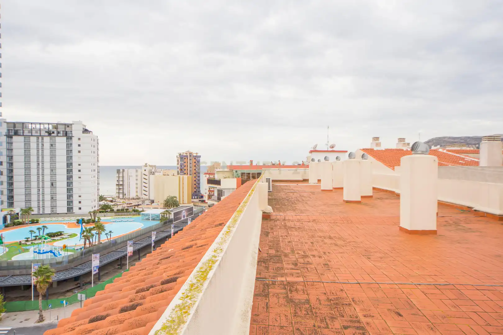 Vista exterior de Apartamento de alquiler en Calpe / Calp con Aire acondicionado y Amueblado
