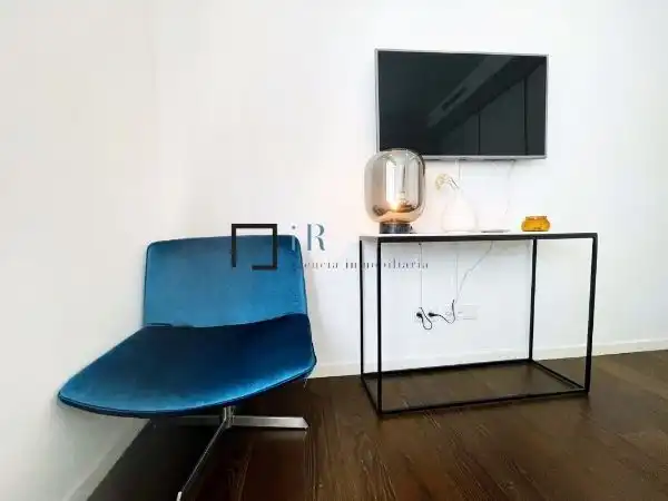 Sala d'estar de Pis en venda en Madrid amb Aire condicionat i Piscina