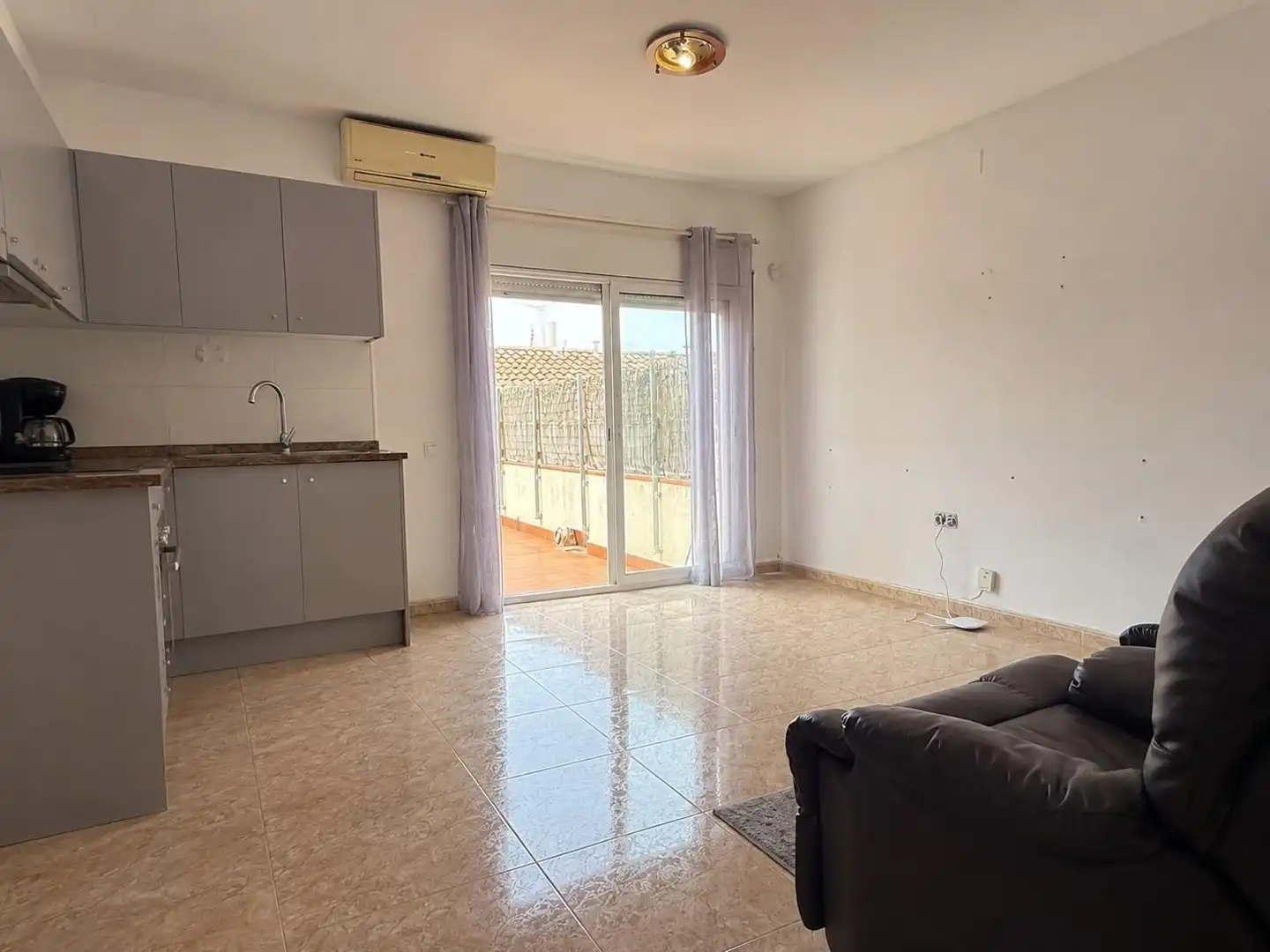Living room of Flat for sale in Sabadell  with Air Conditioner and Storage room