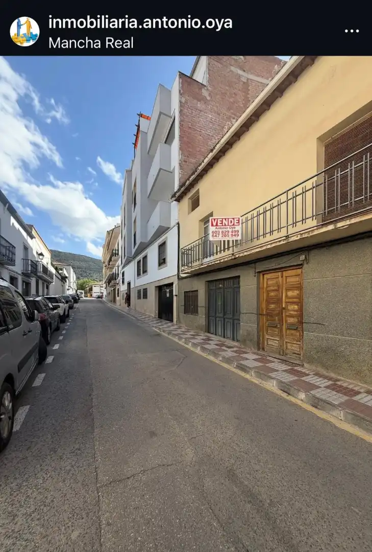 Vista exterior de Casa o xalet en venda en Mancha Real amb Jardí privat, Terrassa i Traster