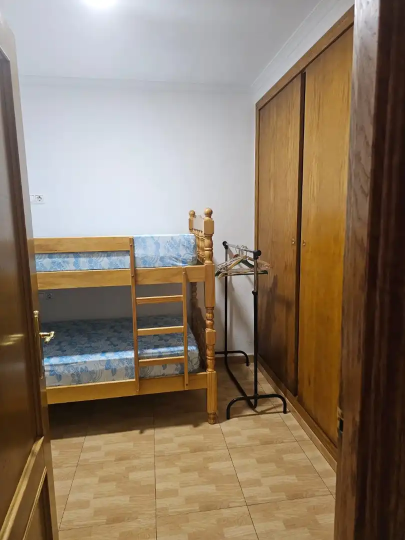 Habitación de Planta baja de alquiler en Santa Pola con Aire acondicionado, Calefacción y Amueblado