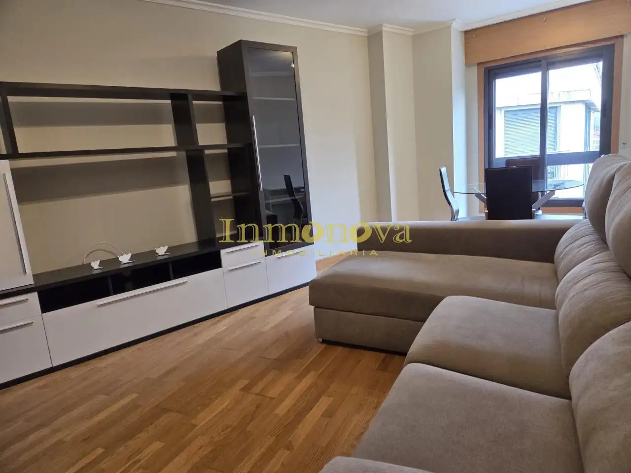 Sala de estar de Piso en venta en O Porriño   con Calefacción, Trastero y Amueblado