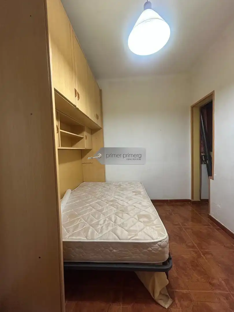 Piso en venta en desfar, 42, Porta