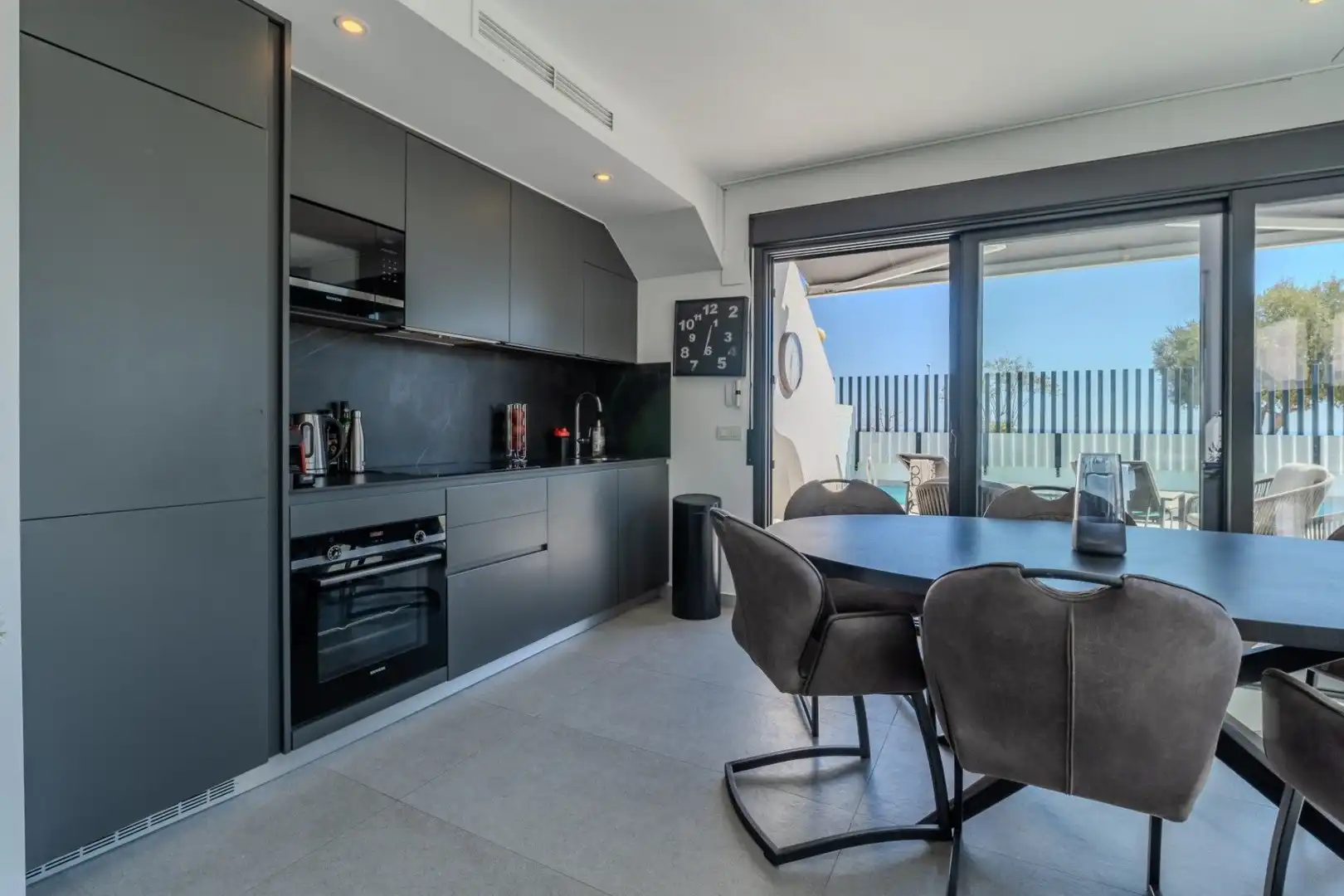 Villa con piscina in vendita a Av. l'Oliveró 113, imagen 8