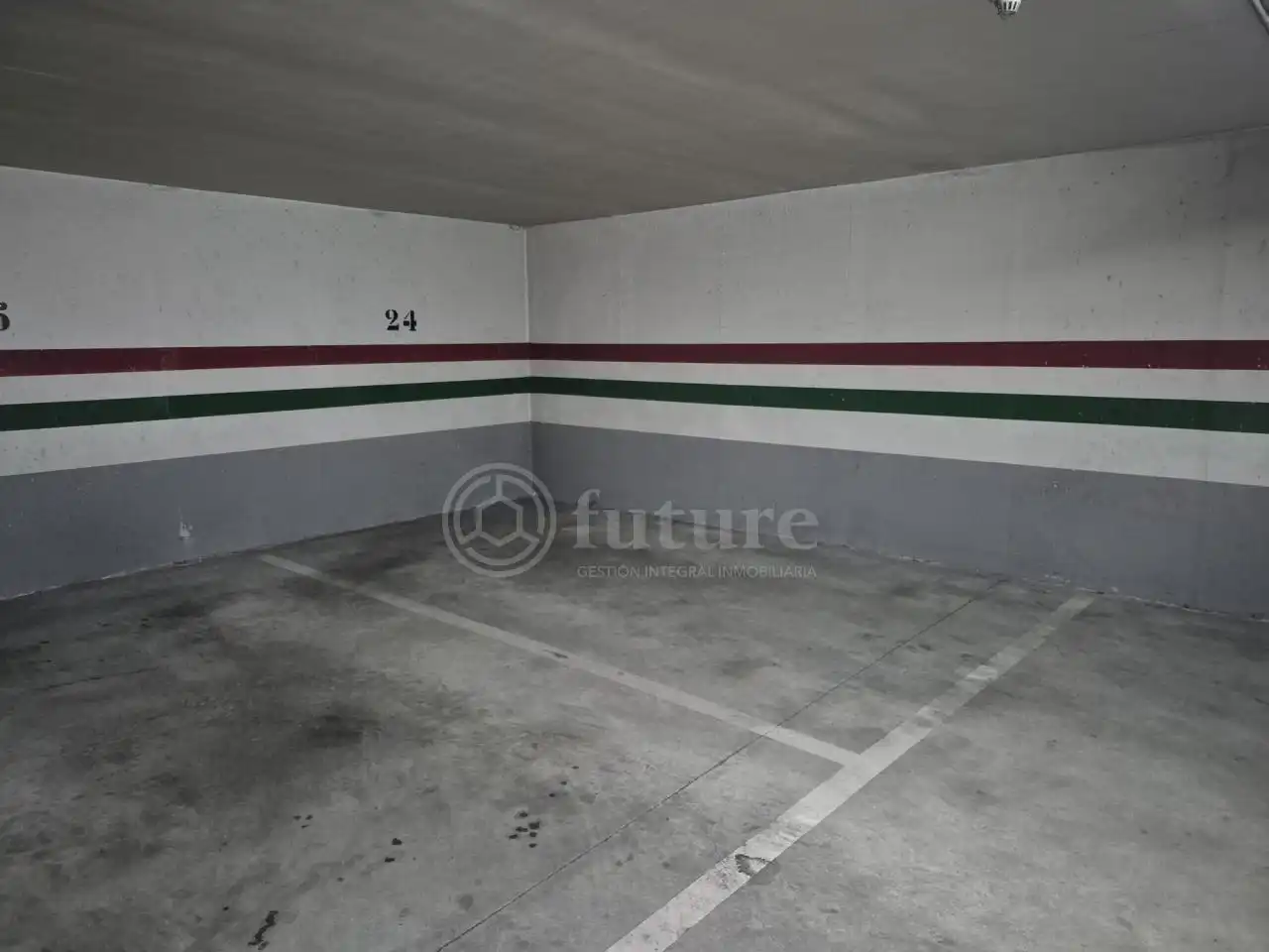 Parking of Study for sale in Salamanca  with Heating, Terrace and Furnished