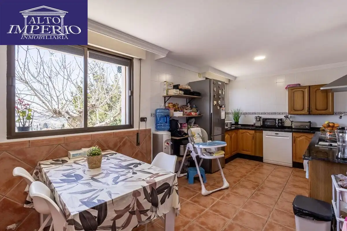 Haus mit Garten zum Verkauf in Barrio de la Vega, imagen 3