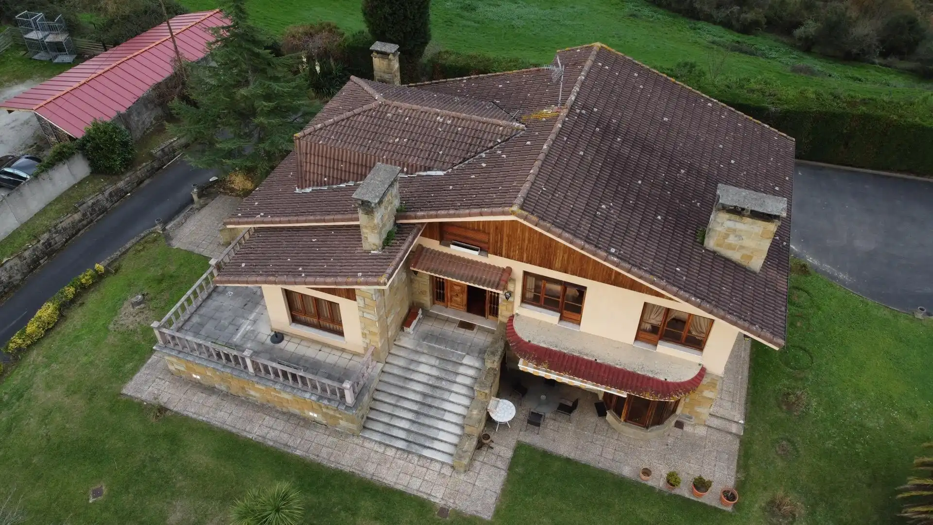 Vista exterior de Casa o chalet en venta en Siero con Calefacción, Jardín privado y Parquet